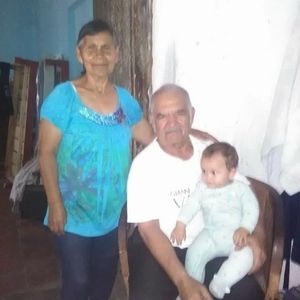 Meet your Posher, Esperanza